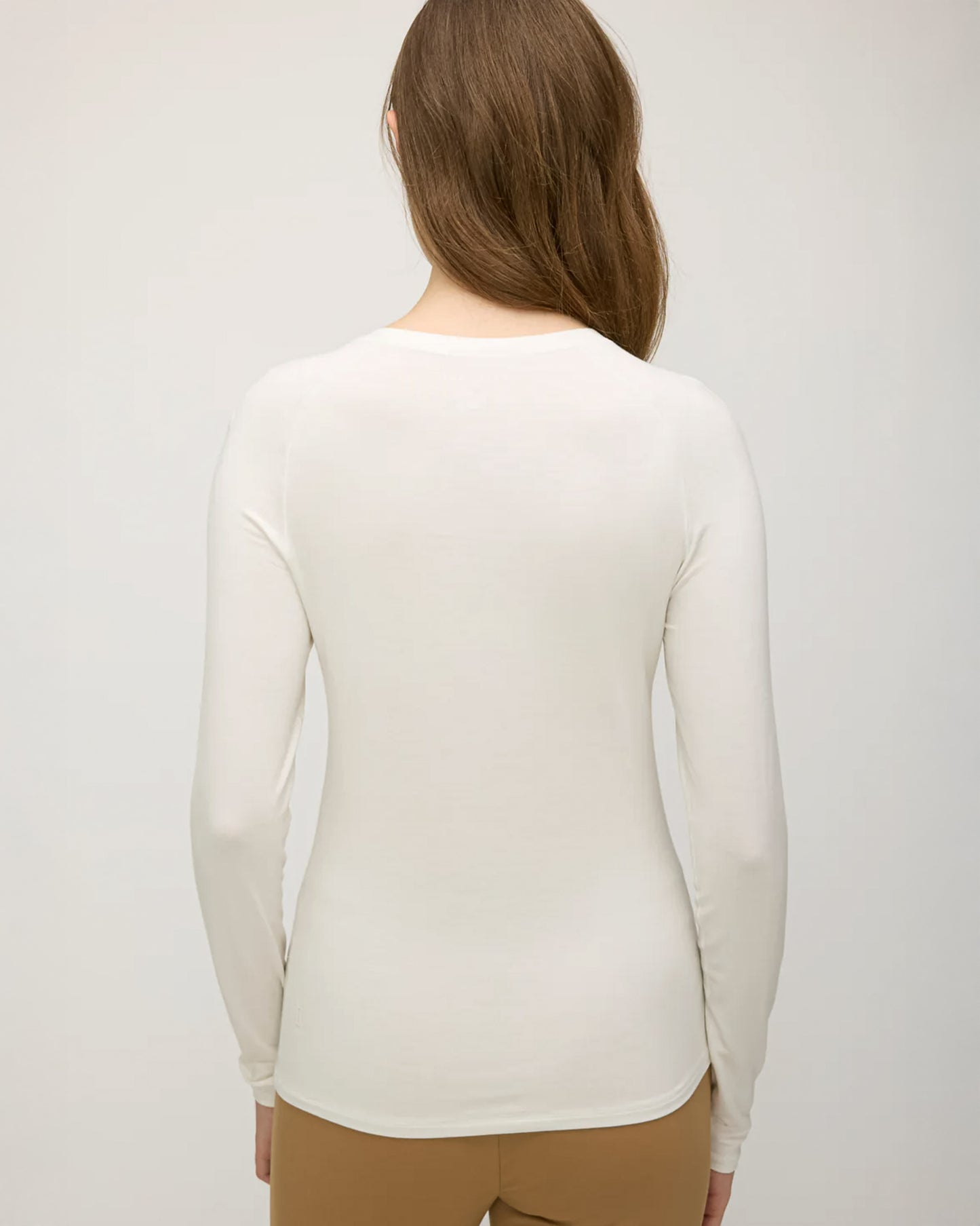 White Basic Long Sleeve Undershirt